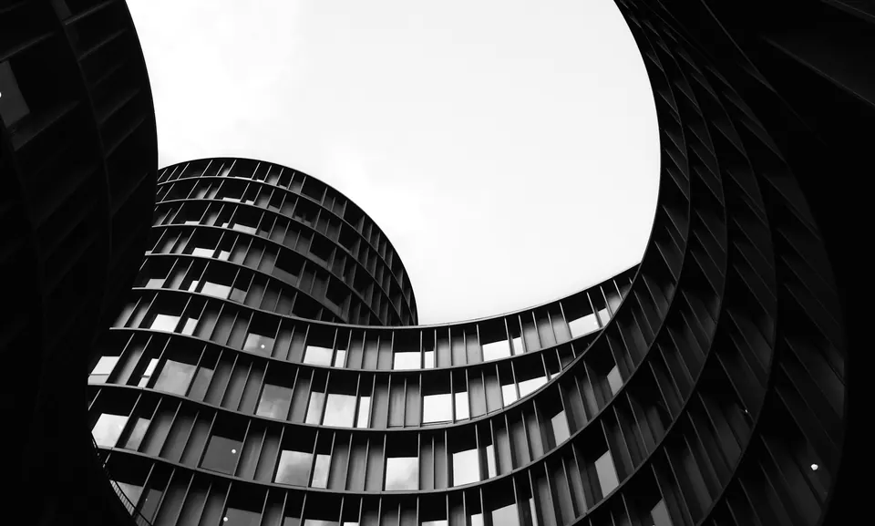 Curved contemporary architecture framing the sky in Copenhagen